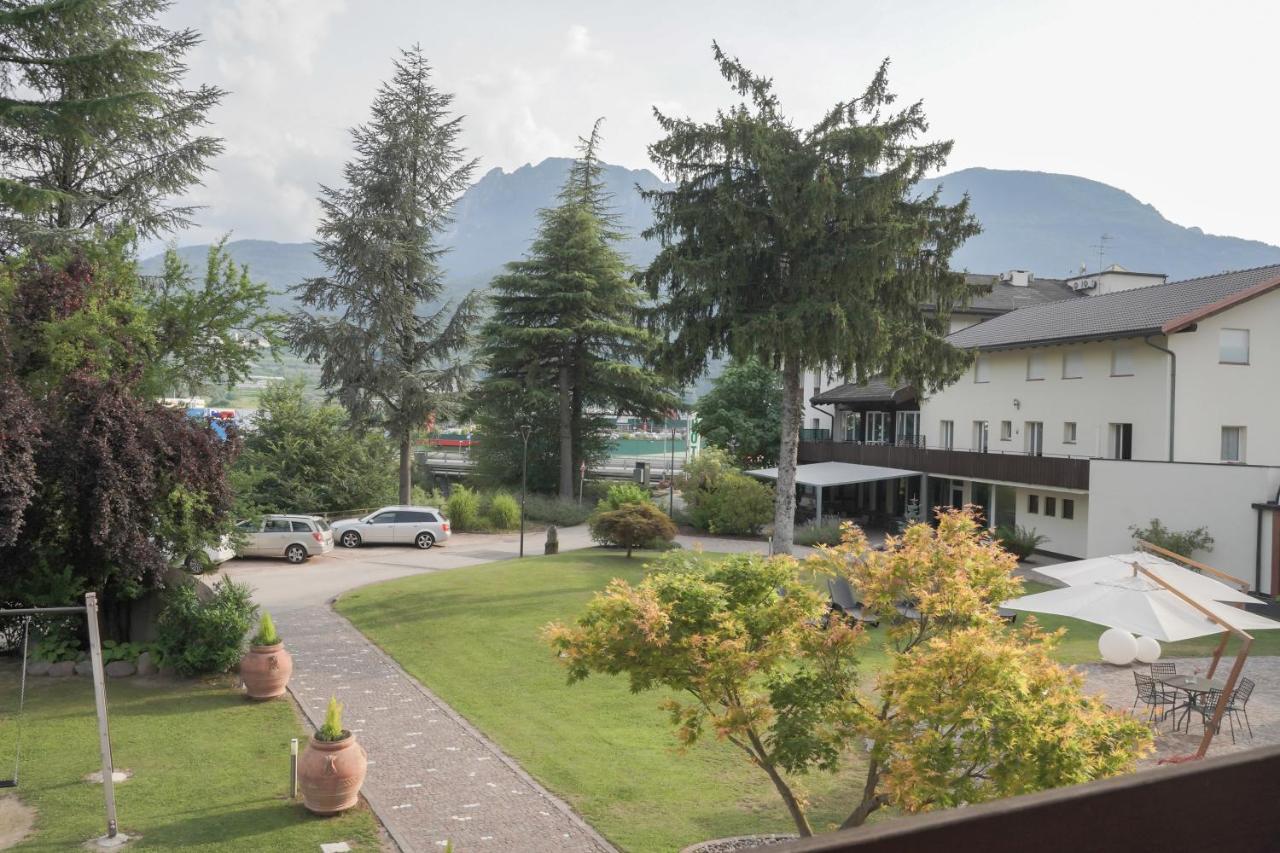 Al Ponte Garni Hotell Pergine Valsugana Eksteriør bilde