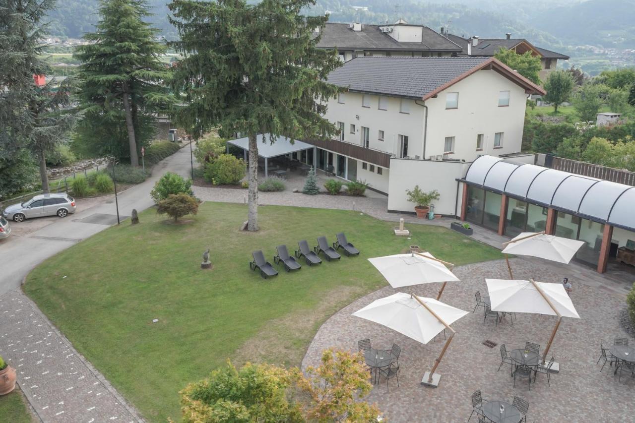 Al Ponte Garni Hotell Pergine Valsugana Eksteriør bilde